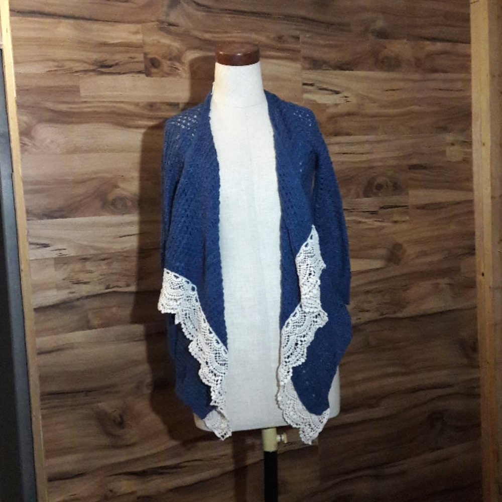 Cardigan brand new, never worn